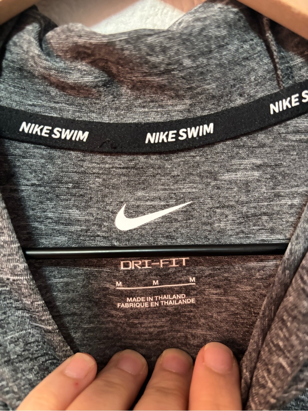 Nike Men’s Charcoal Gray Hooded Long Sleeve Shirt - Picture 2 of 5